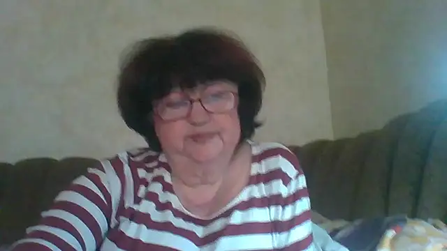 Snapshot of MilaSky5303 chatting on September 19, 2:27 pm MilaSky5303 online show from September 19, 2:27 pm