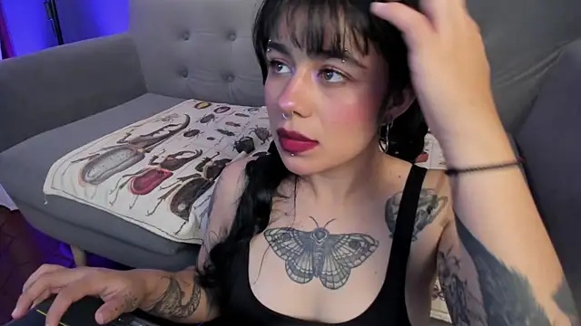 flower smith  online show from April 2, 1:41 pm