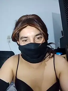 Snapshot of Banouti_23 chatting on September 23, 12:25 pm Banouti 23 online show from September 23, 12:25 pm