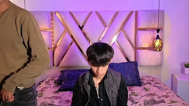 hoot boyss online show from September 12, 8:16 pm