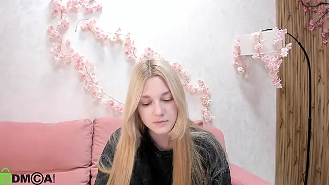 Snapshot of Sylvia_Ortiz chatting on September 19, 9:52 am Sylvia Ortiz online show from September 19, 9:52 am