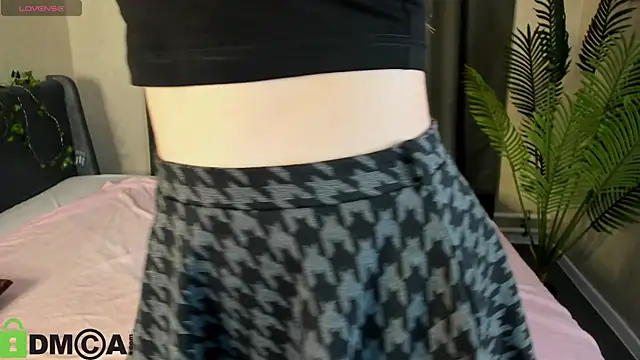 Sylvia Ortiz online show from November 7, 9:15 am