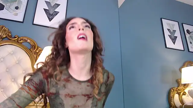 Snapshot of ElaMorris chatting on October 4, 12:22 pm ElaMorris online show from October 4, 12:22 pm