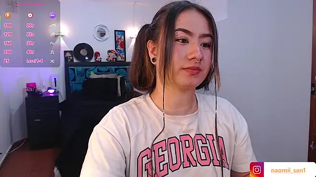 naomii san online show from September 9, 9:03 pm