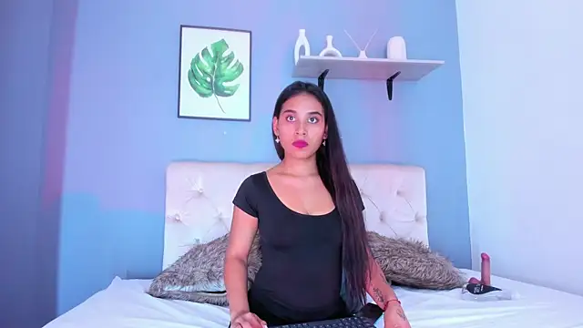 BrianaAustin  online show from September 9, 8:19 pm