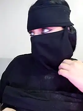 lilyan12 online show from April 4, 1:04 am