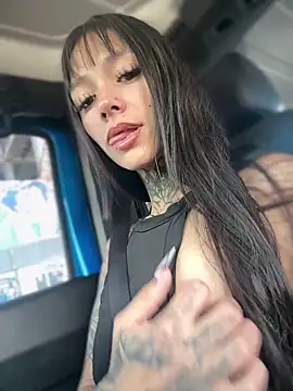 Snapshot of Miss-Jimena chatting on October 4, 8:02 pm Miss-Jimena online show from October 4, 8:02 pm