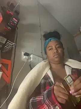 Snapshot of princesslivv chatting on October 29, 7:34 am princesslivv online show from October 29, 7:34 am