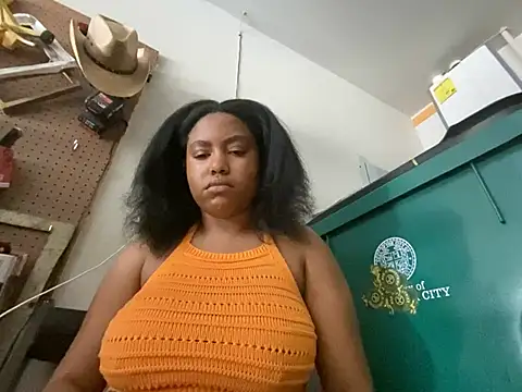 princesslivv online show from March 22, 9:21 pm