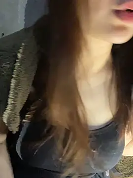 Hinne07 online show from December 15, 2:39 am