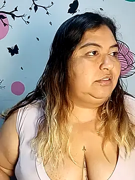 curvy diva  online show from September 17, 11:41 am