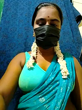 mini-queen online show from October 6, 6:02 pm