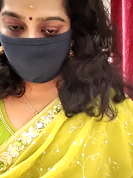 Snapshot of saritha29 chatting on October 26, 5:30 pm saritha29 online show from October 26, 5:30 pm