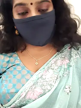 Snapshot of saritha29 chatting on October 28, 6:03 pm saritha29 online show from October 28, 6:03 pm