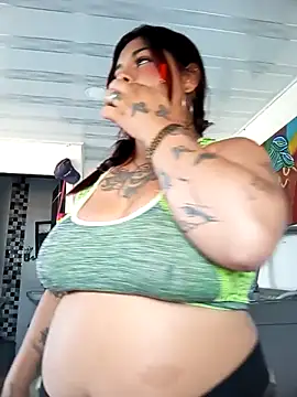 Snapshot of snow_belle chatting on October 28, 9:19 pm snow belle online show from October 28, 9:19 pm