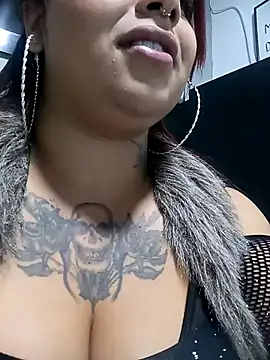 Snapshot of snow_belle chatting on September 19, 3:05 am snow belle online show from September 19, 3:05 am