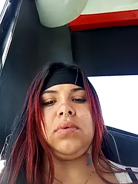 Snapshot of snow_belle chatting on October 5, 6:24 pm snow belle online show from October 5, 6:24 pm