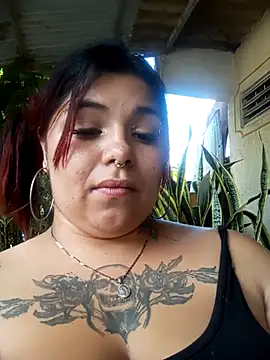 Snapshot of snow_belle chatting on October 11, 3:26 pm snow belle online show from October 11, 3:26 pm