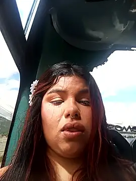 Snapshot of snow_belle chatting on October 14, 7:05 pm snow belle online show from October 14, 7:05 pm