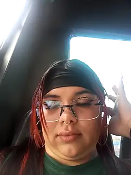 Snapshot of snow_belle chatting on October 6, 8:02 pm snow belle online show from October 6, 8:02 pm