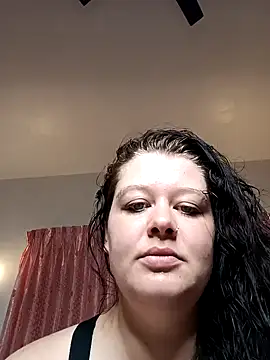 -BubbleGirl- online show from September 16, 8:33 am
