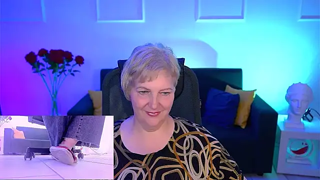 MaryMogan online show from October 7, 8:52 am