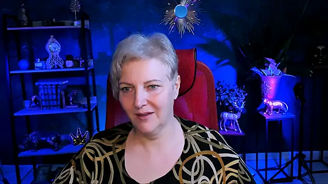 MaryMogan online show from October 13, 12:41 pm