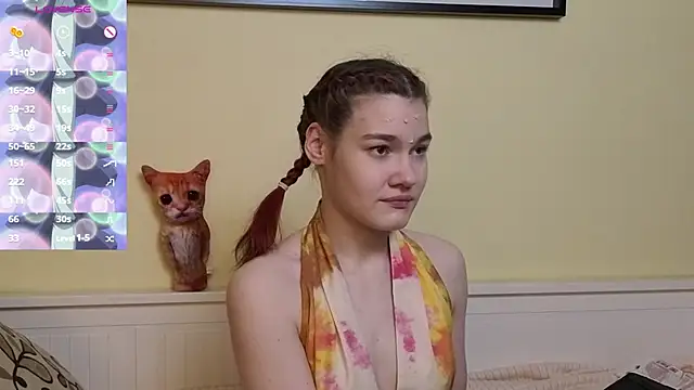 MauraSpurrier online show from October 3, 6:46 pm