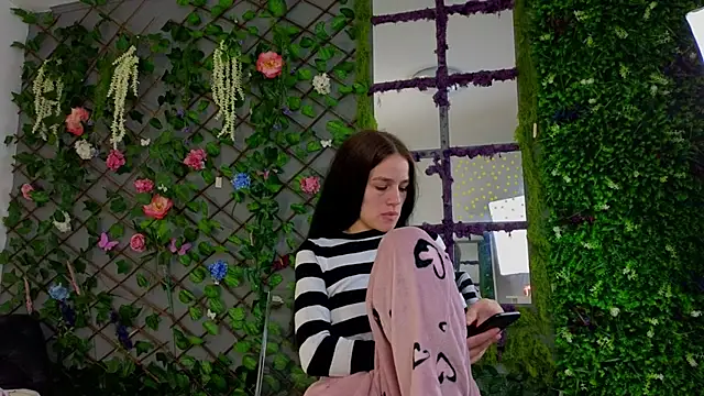 Snapshot of baby_nyco chatting on October 16, 7:27 pm baby nyco online show from October 16, 7:27 pm