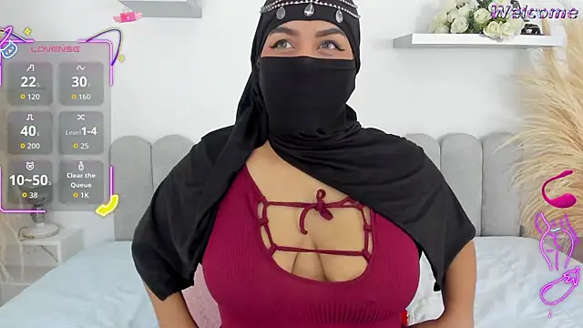 Snapshot of Kadira_ chatting on October 3, 12:10 pm Kadira online show from October 3, 12:10 pm