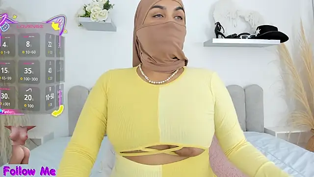 Snapshot of Kadira_ chatting on October 13, 11:57 am Kadira online show from October 13, 11:57 am