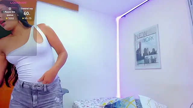 Snapshot of karol_bustamante chatting on October 1, 11:59 am karol bustamante online show from October 1, 11:59 am