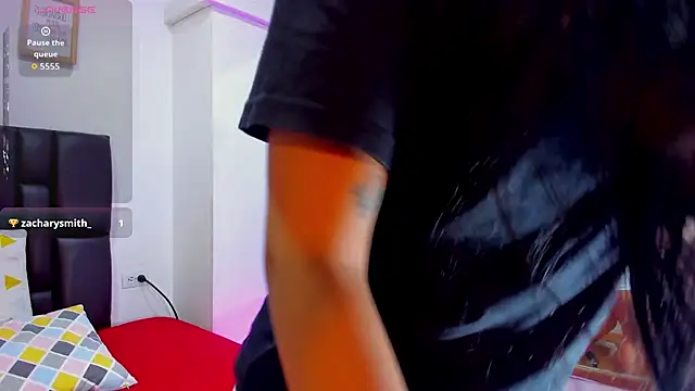 Snapshot of karol_bustamante chatting on October 7, 12:20 pm karol bustamante online show from October 7, 12:20 pm