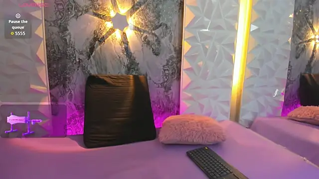 Madison 03 online show from December 4, 5:32 am