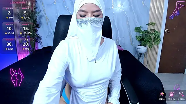 Snapshot of Amal_Bakir chatting on October 4, 1:00 am Amal Bakir online show from October 4, 1:00 am