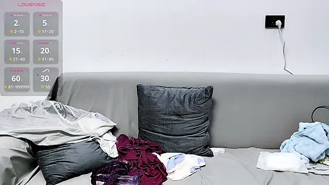 titty150150 online show from September 17, 11:08 am