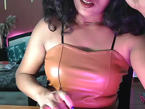 Snapshot of shaalu_sharma chatting on October 26, 10:22 am shaalu sharma online show from October 26, 10:22 am