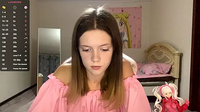 VibeQueenLucy online show from October 5, 3:17 pm