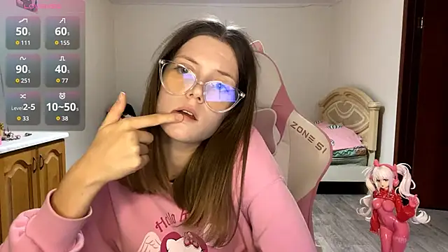 Snapshot of VibeQueenLucy chatting on September 9, 3:45 pm VibeQueenLucy online show from September 9, 3:45 pm