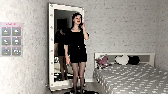 FakeLamb online show from November 14, 9:04 pm