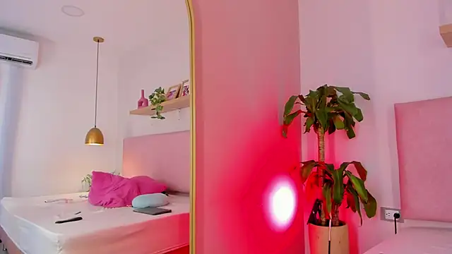 Snapshot of Cristalfoxy_ chatting on October 30, 8:10 pm Cristalfoxy online show from October 30, 8:10 pm