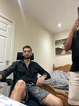 mixedcouplee69 online show from September 24, 10:31 pm