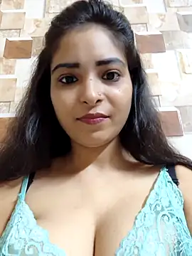 Snapshot of QUEEN-ADITI chatting on September 28, 4:45 pm QUEEN-ADITI online show from September 28, 4:45 pm