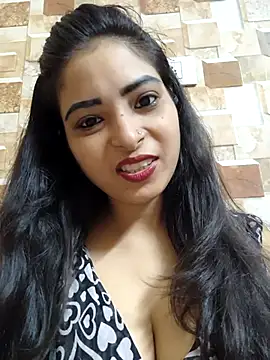 Snapshot of QUEEN-ADITI chatting on September 24, 3:33 pm QUEEN-ADITI online show from September 24, 3:33 pm