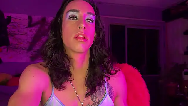 Snapshot of xoFrankie chatting on October 4, 4:18 am xoFrankie online show from October 4, 4:18 am