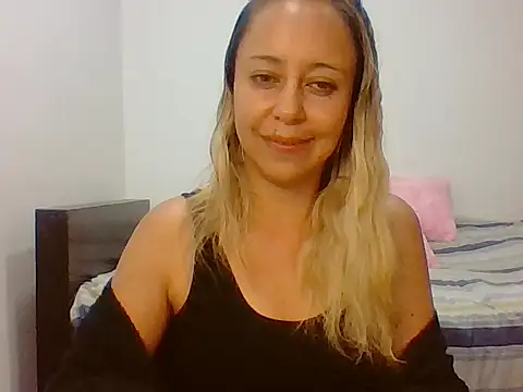 leah susman online show from November 1, 2:27 am