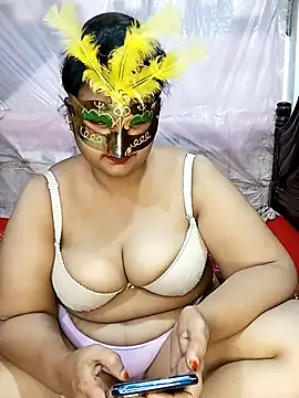 Snapshot of Tanisha-Chy chatting on October 21, 5:17 pm Tanisha-Chy online show from October 21, 5:17 pm