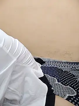 meenu bhabhi547 online show from March 24, 8:41 am