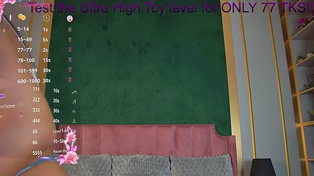 VanessaOlive online show from October 12, 6:38 am