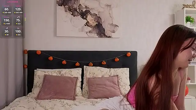 Snapshot of IsabellLongin chatting on October 21, 2:43 pm IsabellLongin online show from October 21, 2:43 pm